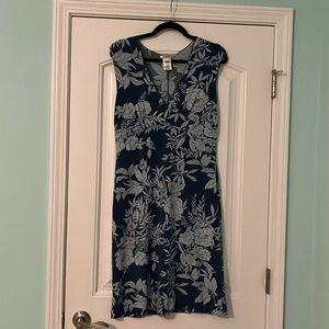 Early 2000’s old navy sleeveless dress with floral pattern